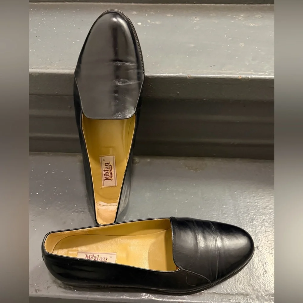 Mezlan Men's Dressy Black Slip On Leather Loafer Shoes Size 10 M